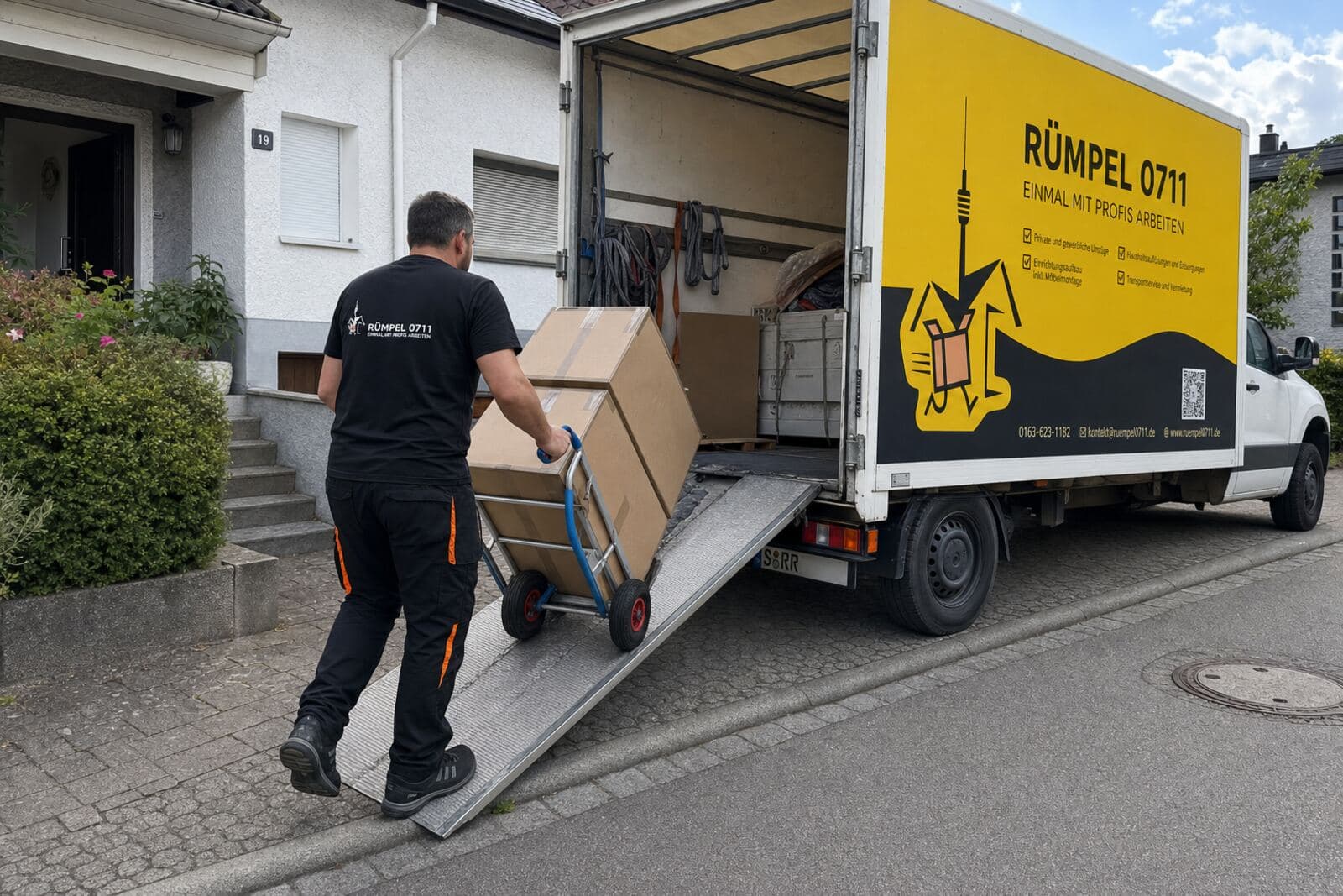 Einfamilienhaus vor der Entrümpelung